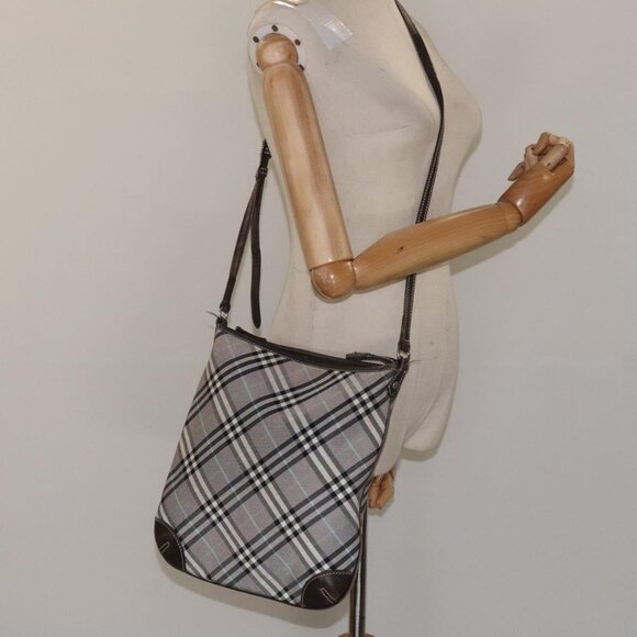 BURBERRY Nova Check Blue Label Shoulder Bag Nylon Gray Auth 114736 - Picture 13 of 15